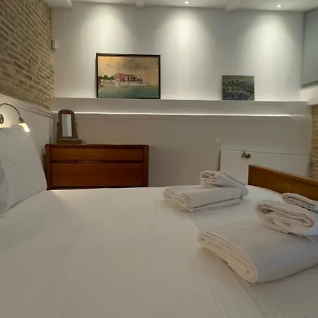 Ermagora House Neoclassical Apartment Athens